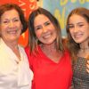 Susana Naspolini impressionou pela semelhança com a mãe e a filha, Júlia, de 13 anos, ao lançar sua biografia nesta quinta-feira, 27 de junho de 2019