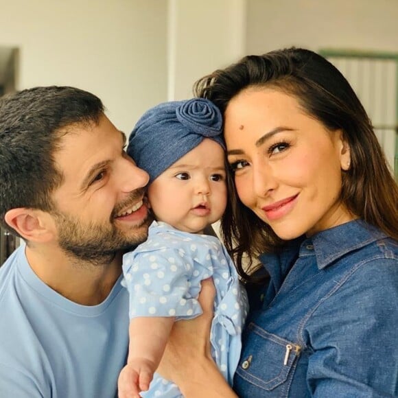 Zoe, filha de Duda Nagle e Sabrina Sato, completou 7 meses em junho de 2019