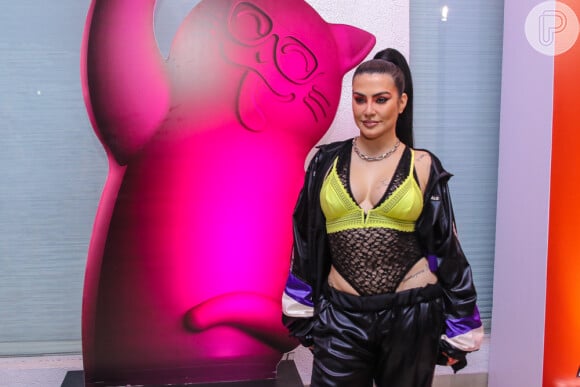 Cleo Pires nega representar 'beleza natural inalcansável' após polêmica em evento nesta sexta-feira, dia 05 de julho de 2019