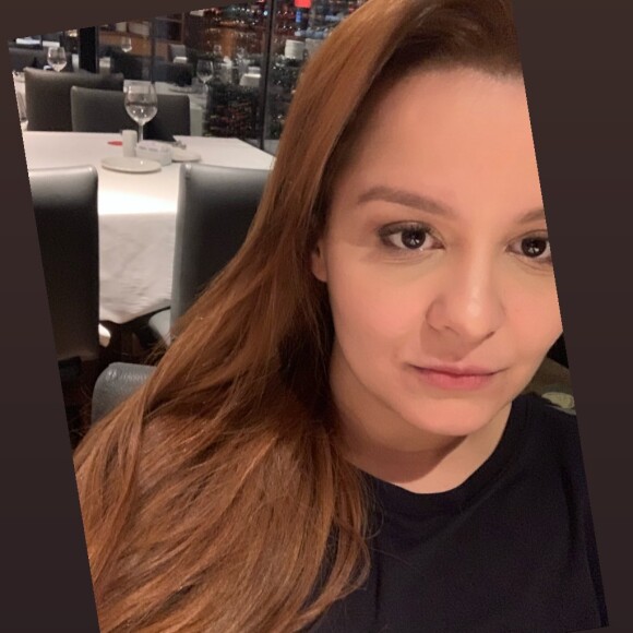 'Estou num processo de buscar o melhor para mim, por isso optei por uma coloração que é vegana e 100% vegetal. E a cor ficou mais linda do que eu esperava', elogiou Maiara