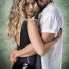 Silvana Nolasco (Ingrid Guimarães) e Marcos (Romulo Estrela) começam a namorar na novela 'Bom Sucesso'