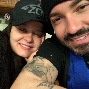 Fernando Zor sai em defesa de Maiara e dá fora em internauta: 'Só você que viu esse tal de chifre, né, minha filha?. Vai caçar um macho pra você, distraída'