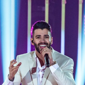Gusttavo Lima cantou por mais de três horas no show Buteco, no Parque de Exposições, em Salvador