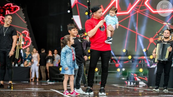 Wesley Safadão convida filhos para subir ao palco neste sábado, dia 24 de agosto de 2019