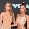 DNA fashionista: irmãs, Gigi e Bella Hadid combinam looks nude no VMA nesta segunda-feira, dia 26 de agosto de 2019