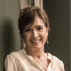 Paolla Oliveira foi elogiada por Natália do Vale, sua mãe na novela 'A Dona do Pedaço': 'Gostaria, na verdade, que você fosse minha filha'