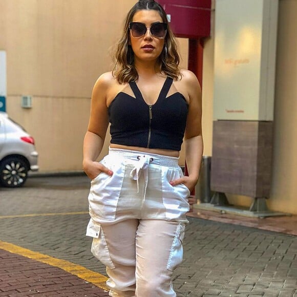 Naiara Azevedo se esforça para manter corpo após emagrecer