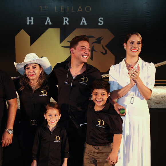 Wesley Safadão e Thyane Dantas comemoraram sucesso de 1º leilão de cavalos nesta quinta-feira, dia 05 de setembro de 2019