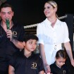 Iguais!Filha de Thyane Dantas, Ysis copia penteado da mãe para evento em família