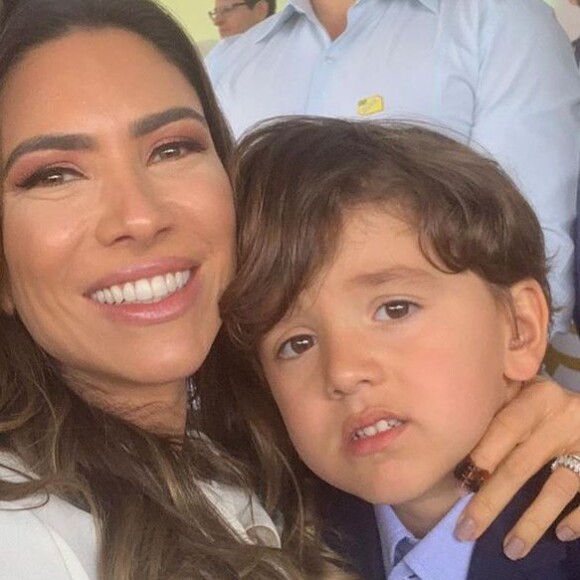Patrícia Abravanel foi com parte de sua família assistir ao desfile de 7 de setembro em Brasília