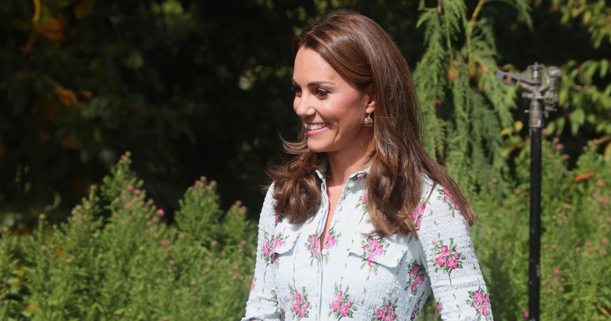 Roupa de princesa! Kate Middleton aposta em vestido floral de R$ 10 mil  para evento. Foto! - Purepeople