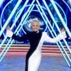 Xuxa tem opinião da filha, Sasha, em looks do 'Dancing Brasil': 'Ela diz se gostou'