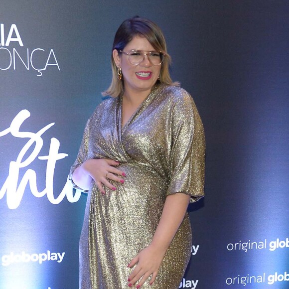 Grávida, Marília Mendonça foi tietada pelas amigas Maiara e Maraisa nos bastidores de 'Só Toca Top'