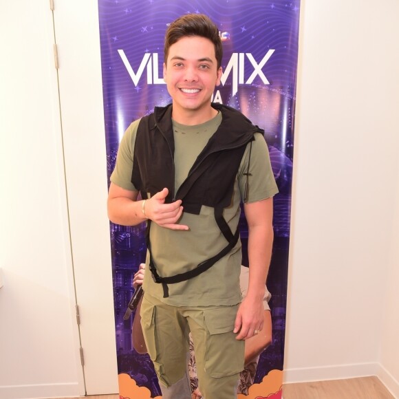 Wesley Safadão está atento às tendências e é referência com seus looks