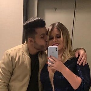 Marília Mendonça encantou Simone com declaração de amor ao namorado, Murilo Huff: 'Ae que lindo!! Deus abençoe, toda felicidade do mundo para vocês, parabéns'