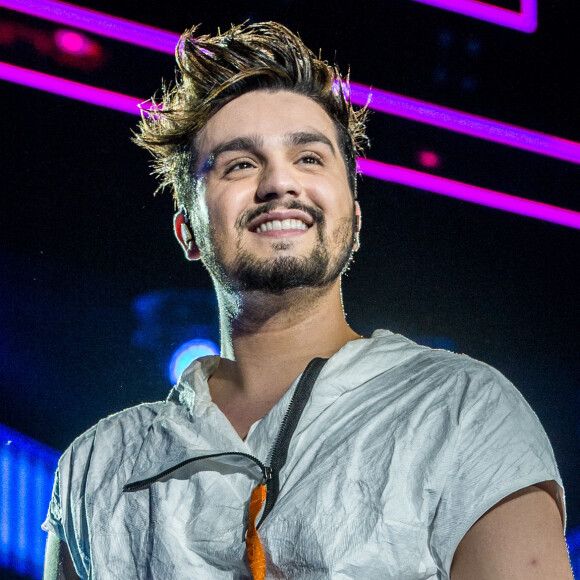 Luan Santana afirma: 'Mas sei que o homossexualismo jamais pode ser chamado de ofensa'
