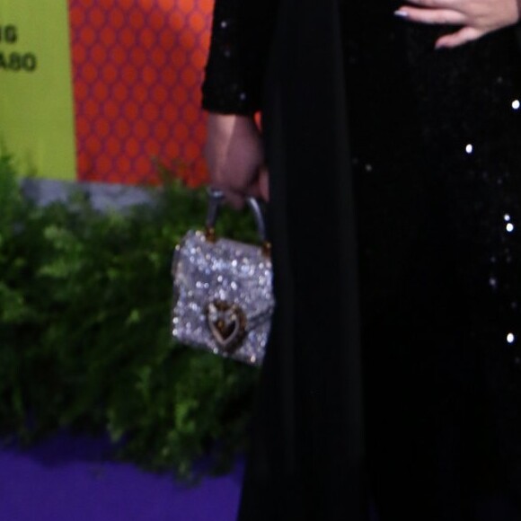 Marília Mendonça aposta em bolsa de grife no Prêmio Multishow 2019 nesta terça-feira, dia 29 de outubro de 2019