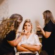 Mulher de Zé Neto, Natália Toscano contou com equipe para se maquiar para casamento em São Paulo nesta terça-feira, dia 05 de novembro de 2019