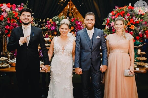 Zé Neto e Natália Toscano se divertem em casamento com Cristiano e Paula Vaccari nesta terça-feira, dia 05 de novembro de 2019