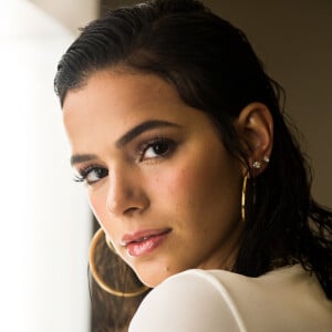 Bruna Marquezine teve salário na TV Globo reduzido por não estar atuando em nenhuma obra no momento