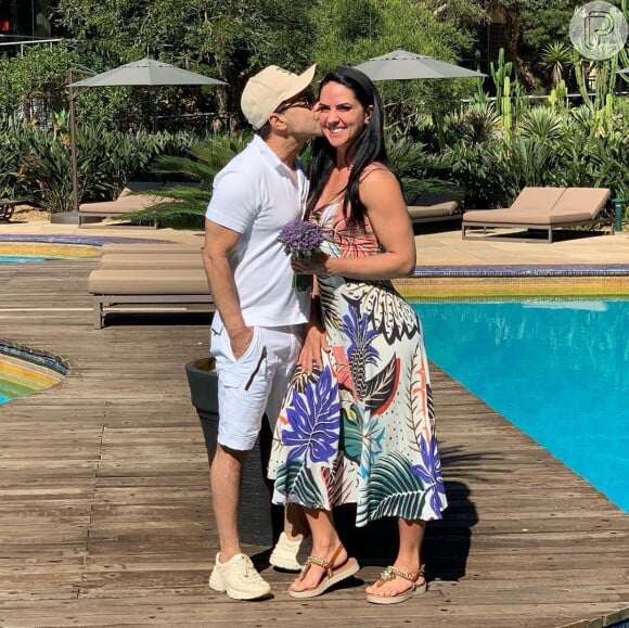 Zezé Di Camargo e Graciele Lacerda planejavam se casar em 2020, mas anteciparam o matrimônio