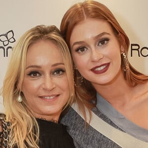 Marina Ruy Barbosa posta foto da mãe na juventude e web nota semelhança: 'Igual'