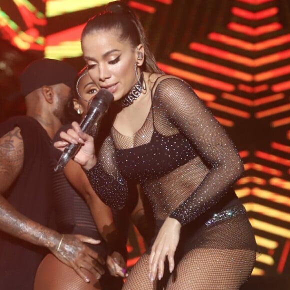 Anitta faz show na 'Maratona da Alegria', da rádio FM O Dia, no parque olímpico no Rio de Janeiro, na noite deste sábado, 23 de novembro de 2019