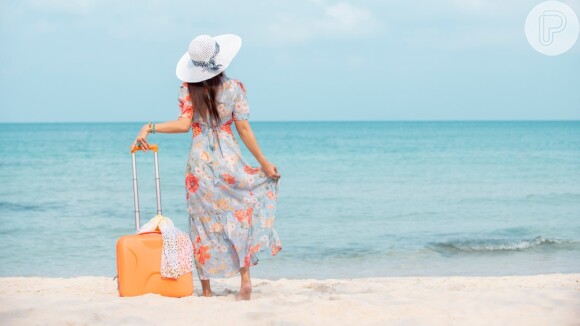 Vai viajar no verão? Confira os produtos de beleza que não podem faltar na sua mala!