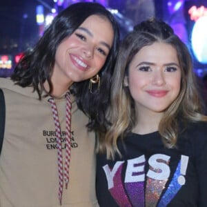 Parecidas? Bruna Marquezine vê semelhança entre Maisa e Selena Gomez, como comentou no Twitter nesta terça-feira, dia 28 de novembro de 2019