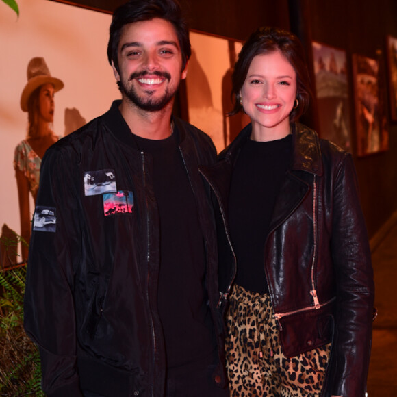 Casal Agatha Moreira e Rodrigo Simas também participaram de festa com Carol Dantas e marido, Vinicius Martinez, nesta segunda-feira, dia 02 de dezembro de 2019