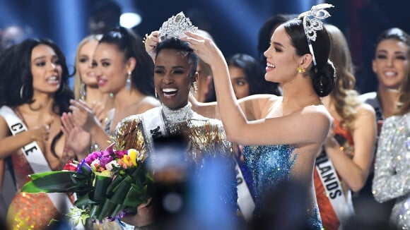 Modelo da África ganha Miss Universo e discursa contra racismo: 'Somos bonitas'