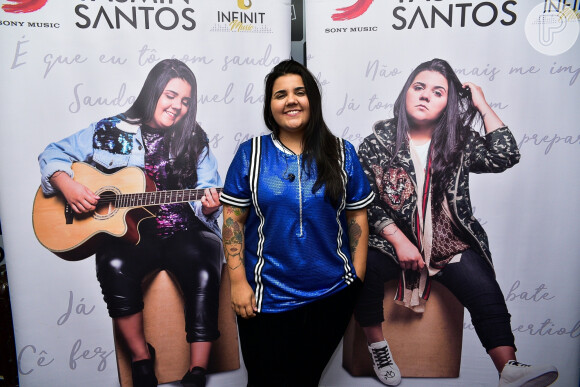 Yasmin Santos falou que enfrenta dilemas que expõe em suas músicas