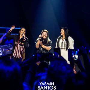 Yasmin Santos lançou 'Mensagem Só de Ida' com participação de Maiara e Maraisa