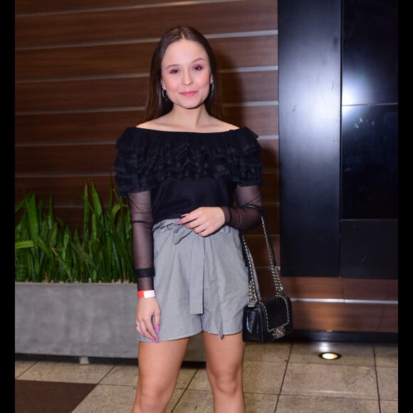 Larissa Manoela elogia filme e desclara para Paulo Gustavo: 'Te amo'