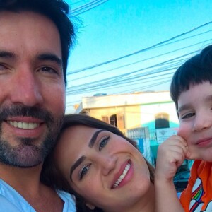 Jéssica Costa é casada com Sandro Pedroso, com quem tem 1 filho