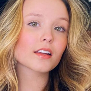Larissa Manoela muda cabelo, após saída de 'As Aventuras de Poliana', neste sábado, dia 21 de dezembro de 2019