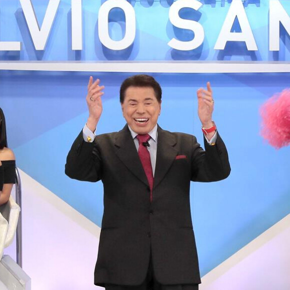 Neto de Silvio Santos, Senor foi consagrado em igreja evangélica com a presença do avô famoso. 'Fiz questão de vir até aqui', afirmou o dono do SBT