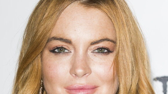 Lindsay Lohan remove publicação de apoio à candidatura de Aécio Neves