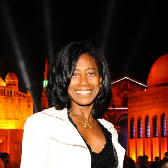 Gloria Maria ganha elogio por corpor sarado em foto nesta quarta-feira, dia 12 de fevereiro de 2020