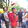 Érika Januza usou fantasia sexy de cupido em bloco de rua em SP
