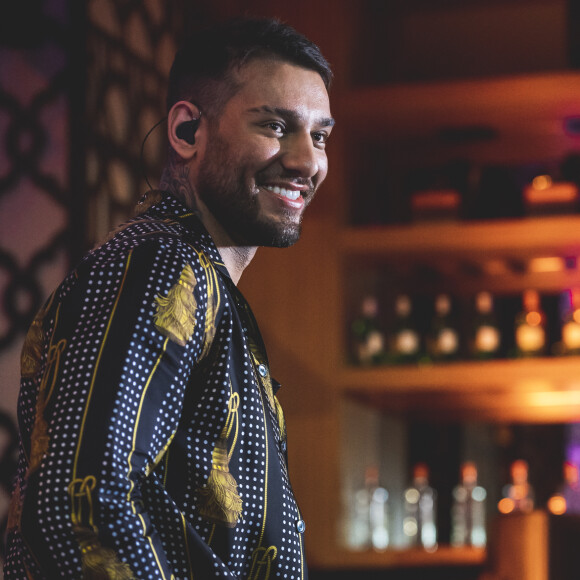 Lucas Lucco revelou que vai casar com modelo no Carnaval