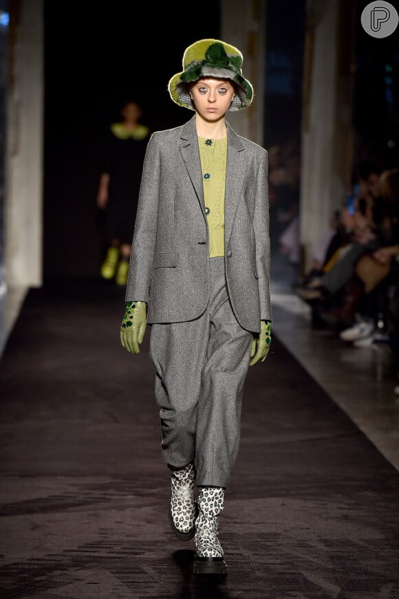 Galocha com animal print apareceu em vários looks no Milan Fashion Week