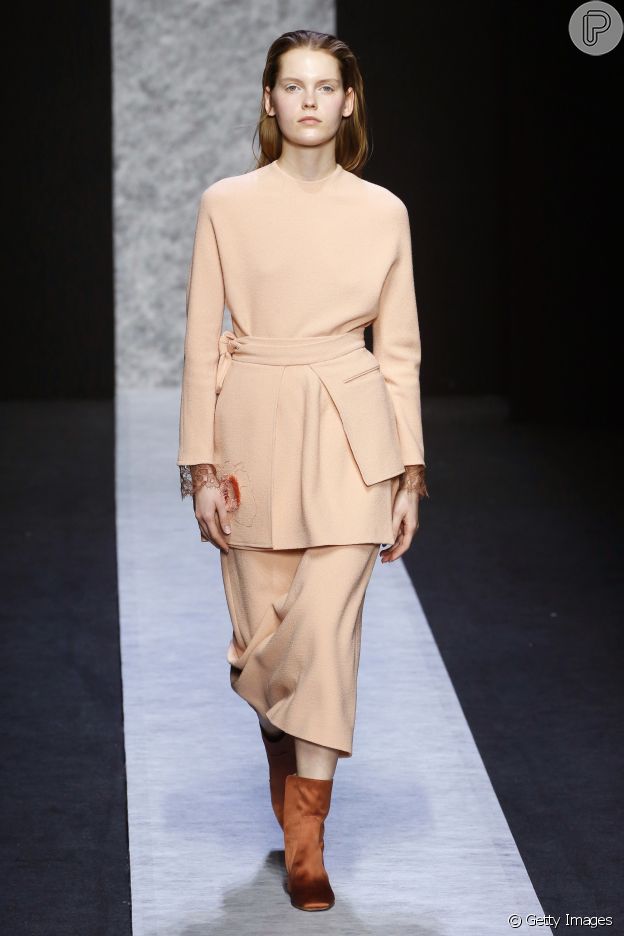 Bota de veludo está em alta no Milan Fashion Week