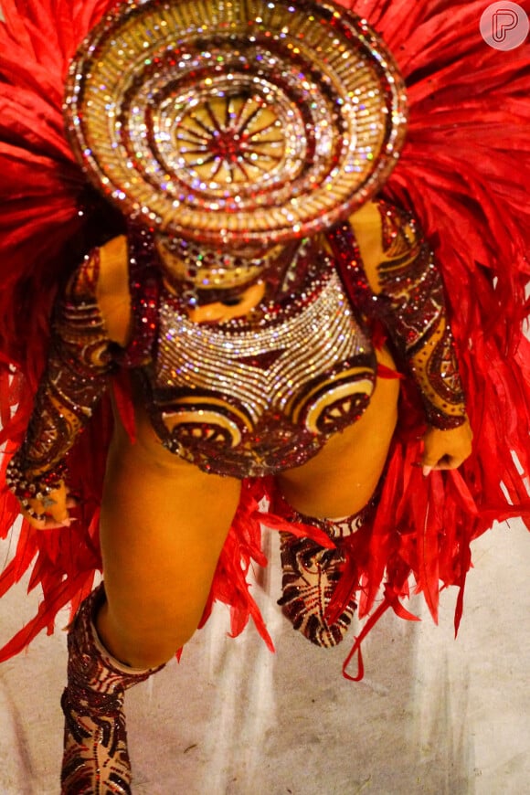 Carnaval 2020: Raissa Machado é rainha de bateria da Viradouro