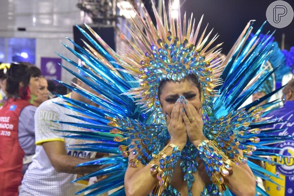 Lexa se emocionou na estreia como rainha de bateria da Unidos da Tijuca no carnaval 2020