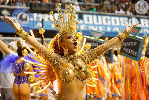 Carnaval de São Paulo: Cintia Mello é rainha de bateria da Acadêmicos do Tucuruvi