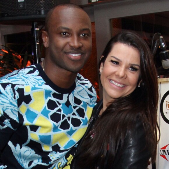 Thiaguinho aumentou rumor de reconciliação no casamento com Fernanda Souza após aparição de aliança