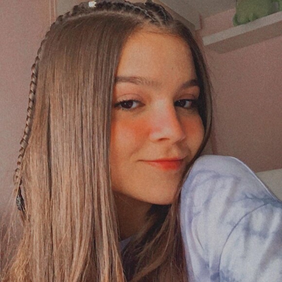 Mel Maia tem 15 anos e atualmente está de férias das produções da TV Globo