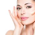 Maquiagem para peles maduras: nutrientes existente nas composições garantem um efeito lifting na pele