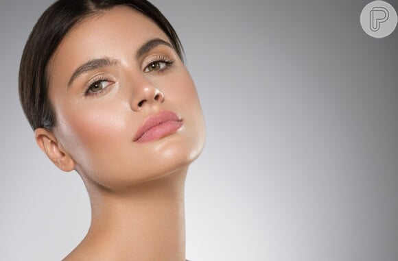 Maquiagem anti-idade: dicas de produtos para dar um efeito mais saudável para a pele
